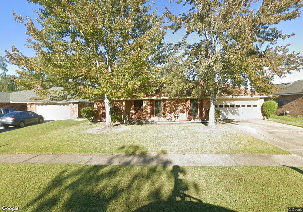 1434 Constitution Dr, Slidell, LA 70458 - photo 1