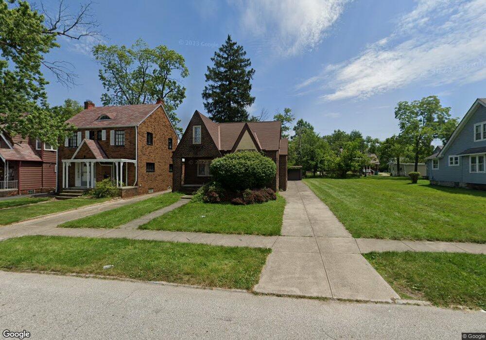 5247 Philip Ave, Maple Heights, OH 44137 - photo 1