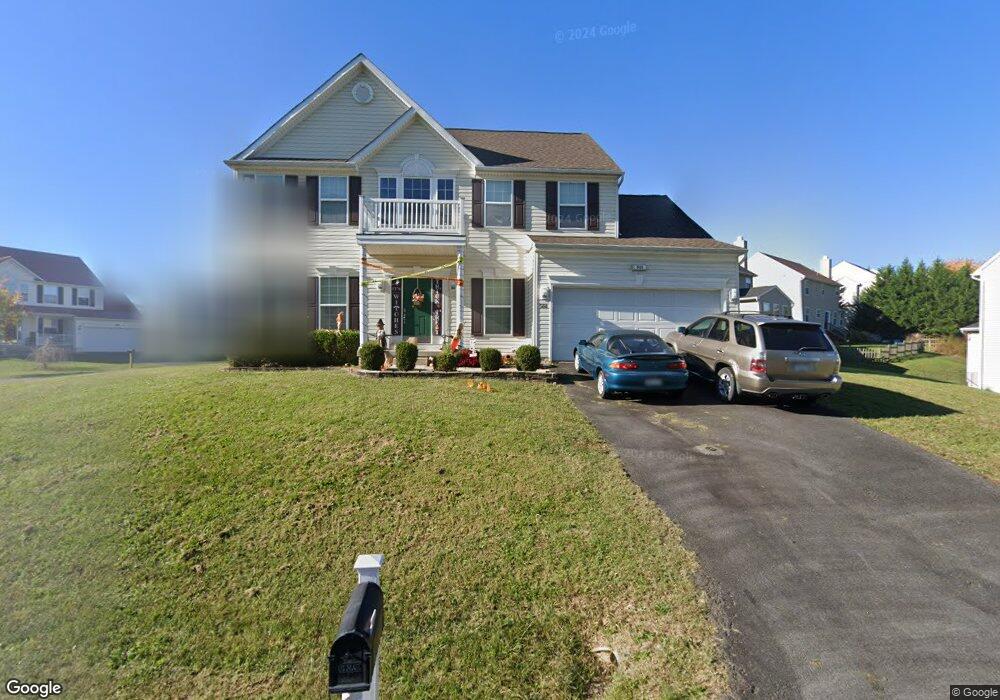 560 Bentley Dr, Inwood, WV 25428 - photo 1