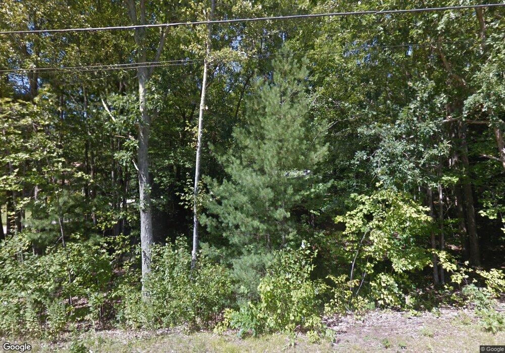 10 Oak Ridge Rd, Sanford, ME 04073 - photo 1