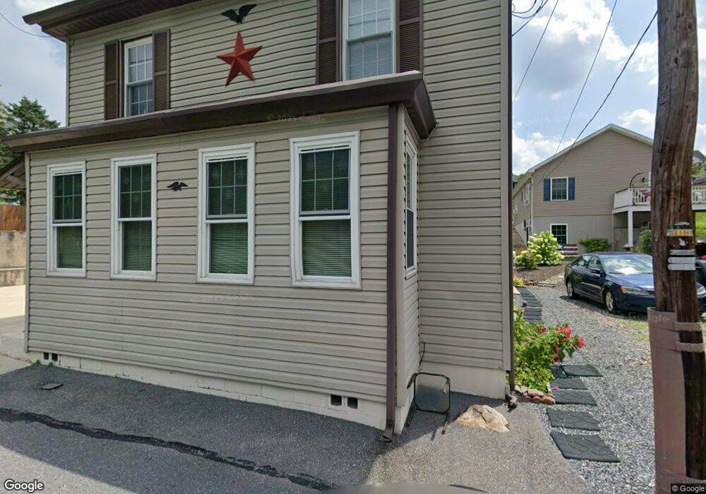 220 Oak St, Jim Thorpe, PA 18229 - photo 1