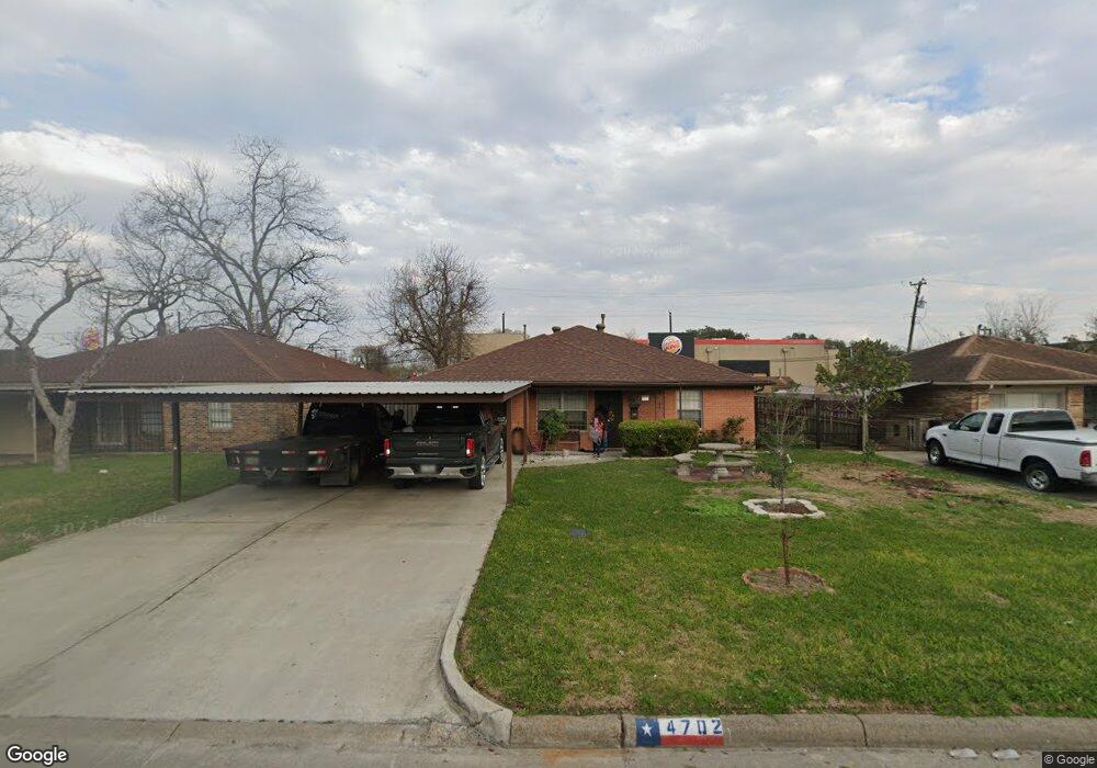 4702 Billingsley St, Houston, TX 77009 - photo 1