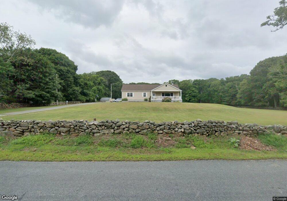 635 Horseneck Rd, South Dartmouth, MA 02748 - photo 1