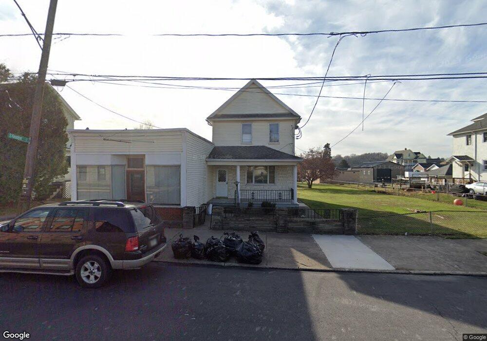 1028 Maple St, Scranton, PA 18505 - photo 1