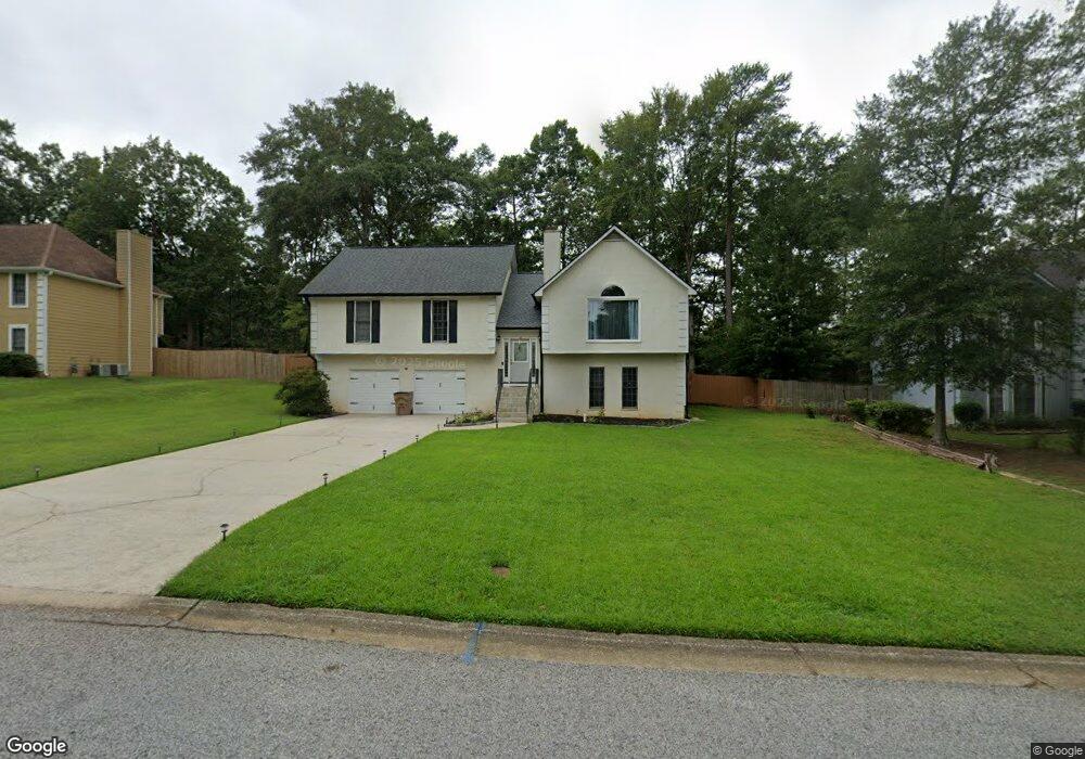 1204 Interlaken Pass unit 3, Jonesboro, GA 30238 - photo 1