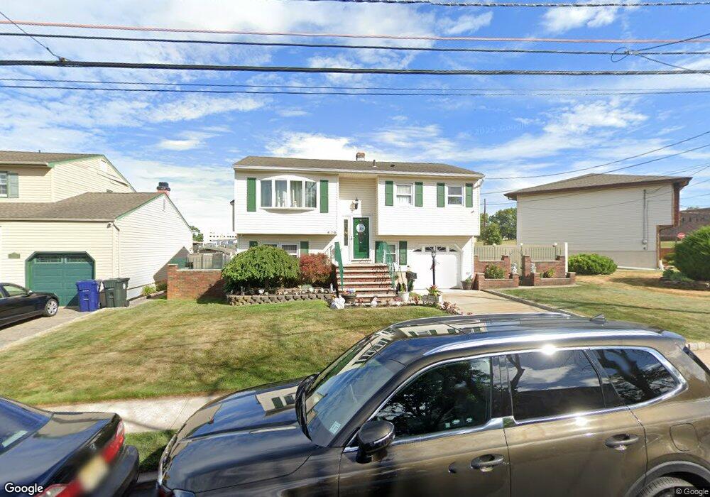 670 Gornik Dr, Perth Amboy, NJ 08861 - photo 1
