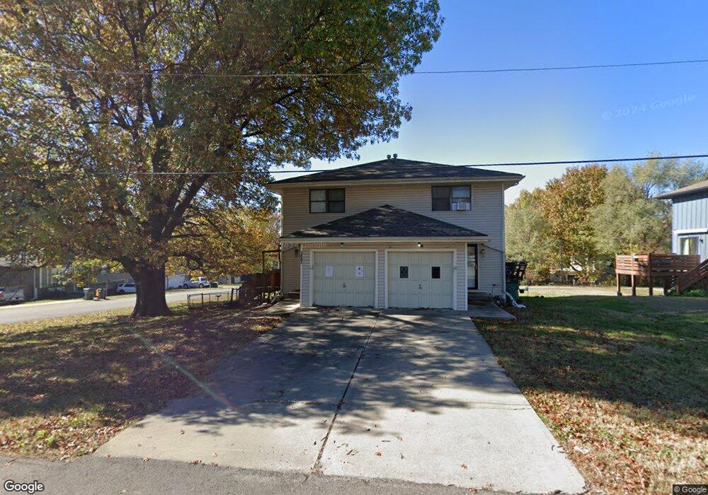 1001 N 4th St, Lansing, KS 66043 - photo 1