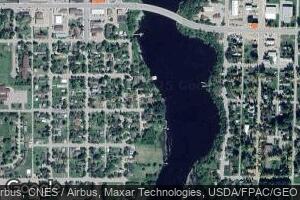 319 Bay Ave SE, Baudette, MN 56623