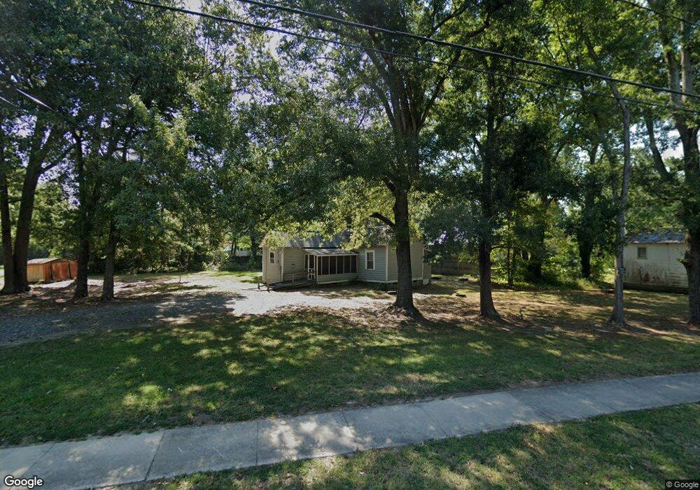 1308 M l King jr Blvd, Siler City, NC 27344 - photo 1