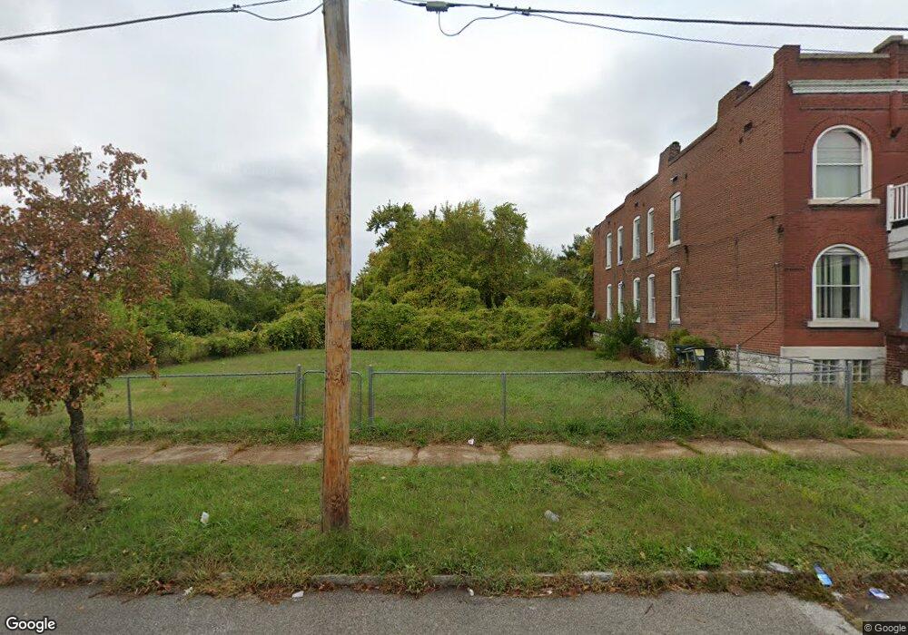 3929 N Euclid Ave, Saint Louis, MO 63115 - photo 1