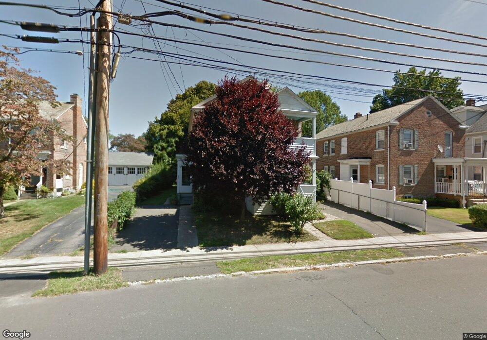 186 Grasmere Ave unit 1, Fairfield, CT 06824 - photo 1