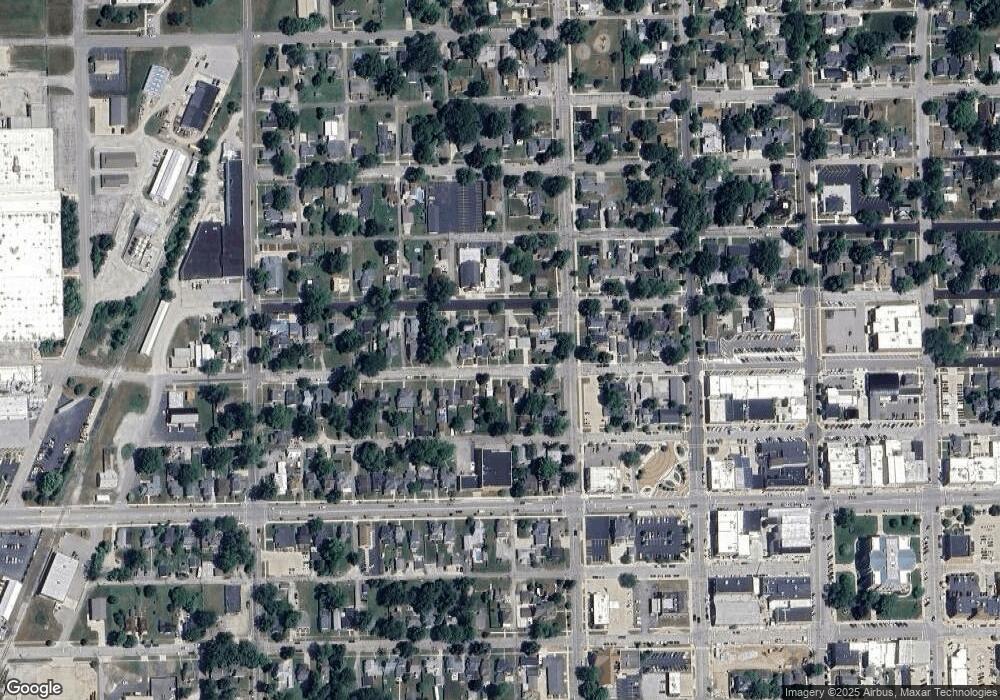 312 W 5th St, Auburn, IN 46706 - photo 1