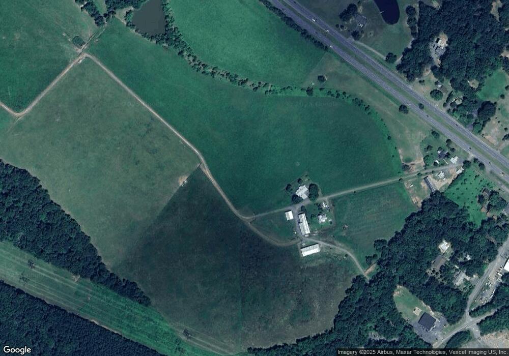 12716 Marsh Rd, Bealeton, VA 22712 - photo 1