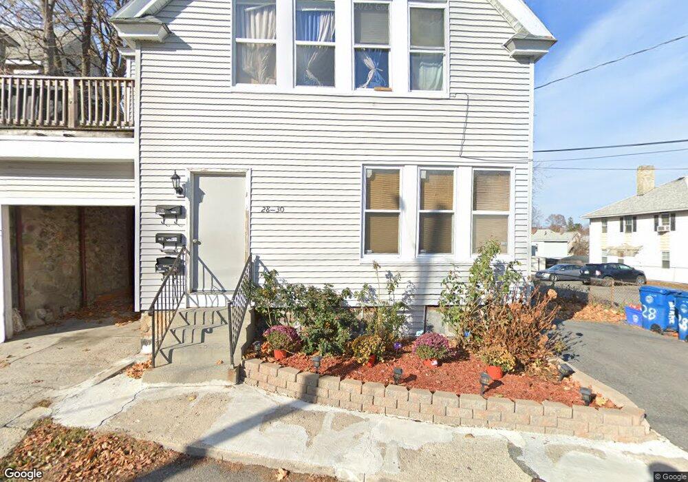 28 Blakemore Ct, Lawrence, MA 01841 - photo 1