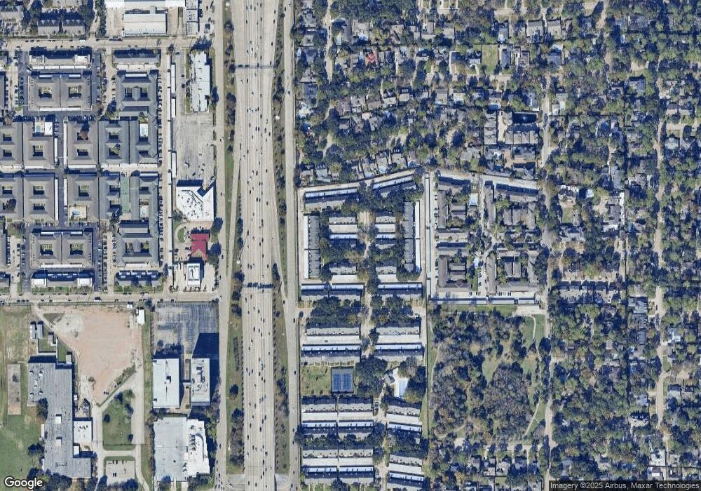 10354 Longmont Dr unit 46, Houston, TX 77042 - photo 1