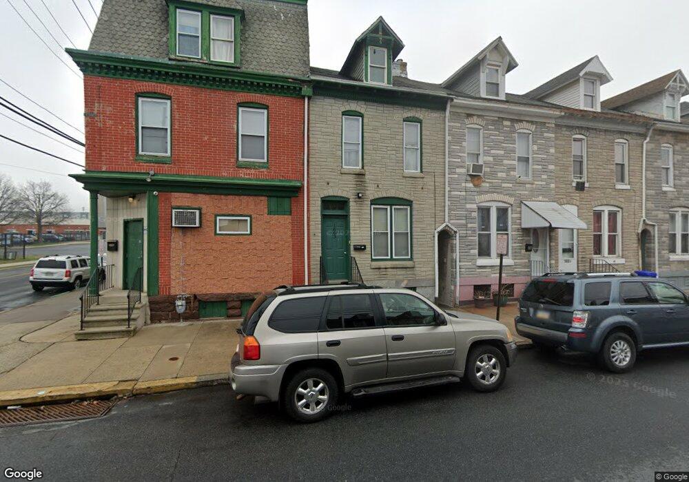 1663 N 10th St, Reading, PA 19604 - photo 1