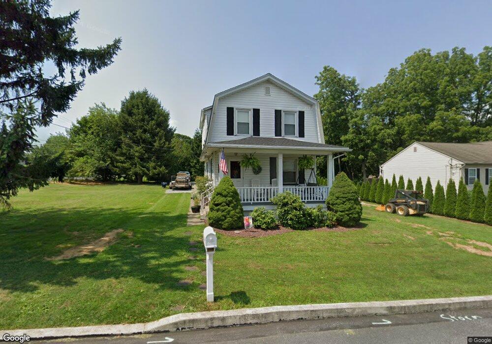 702 Oakwood St, Easton, PA 18045 - photo 1