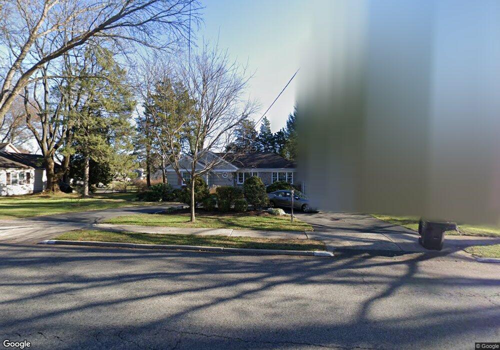 780 Highland Ave, Paramus, NJ 07652 - photo 1