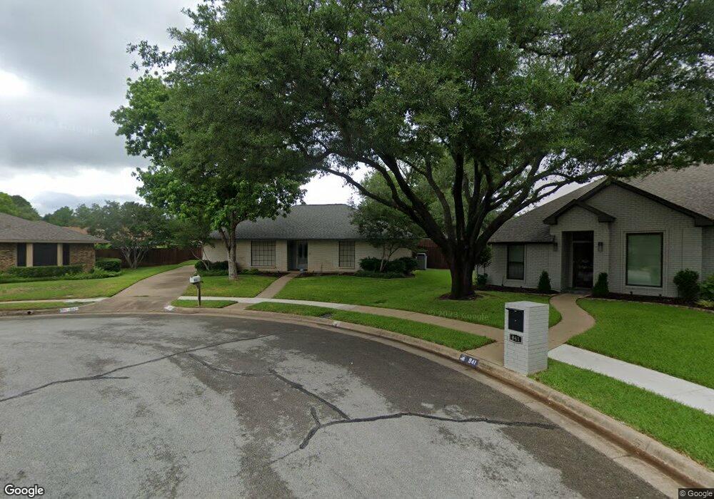 937 Pleasant Valley Cir, Bedford, TX 76021 - photo 1