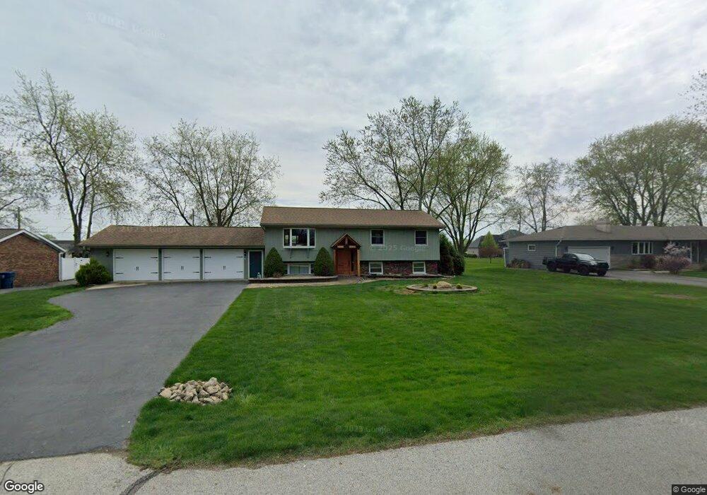 7607 W 90th Ln, Crown Point, IN 46307 - photo 1