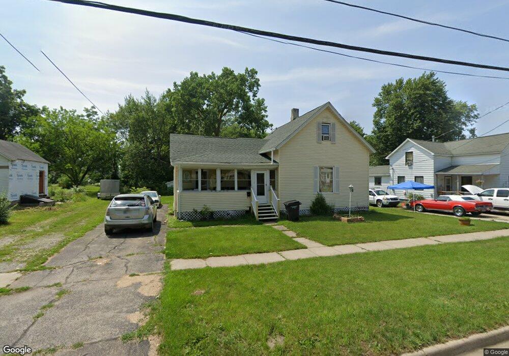 403 N Elm St, Three Oaks, MI 49128 - photo 1