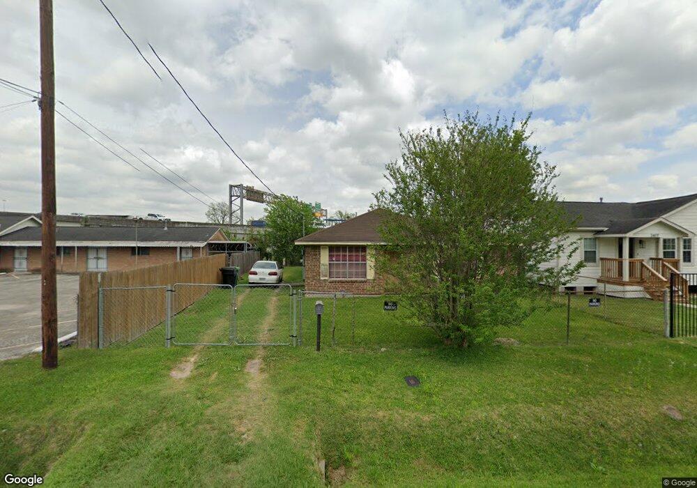 2407 Woodard St, Houston, TX 77026 - photo 1