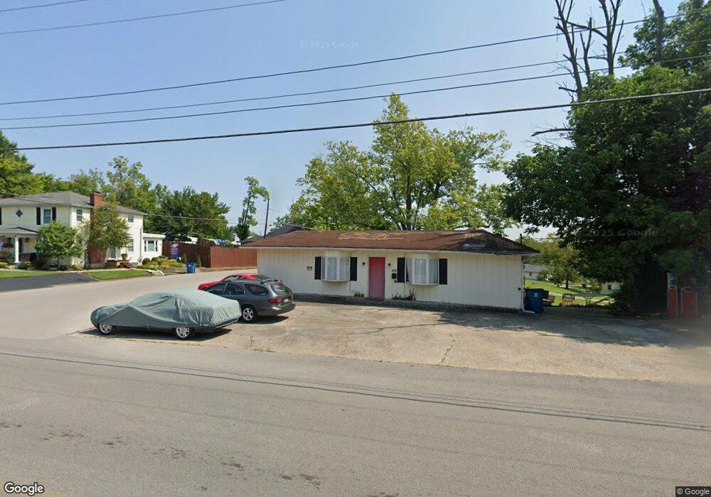 637 Beaumont Ave, Harrodsburg, KY 40330 - photo 1