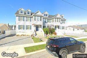 32B Kildare Rd, Island Park, NY 11558