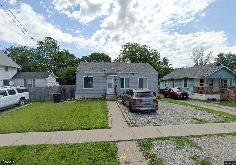 3113 Cambridge St, Des Moines, IA 50313 - photo 1
