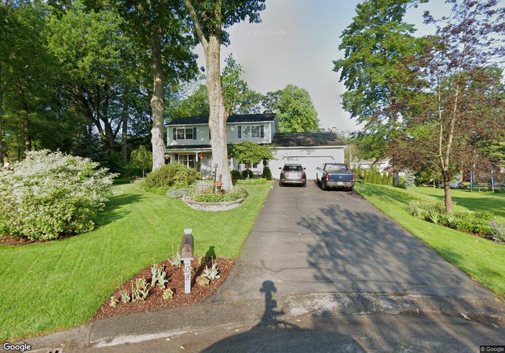 108 Heather Ct, Schenectady, NY 12309 - photo 1