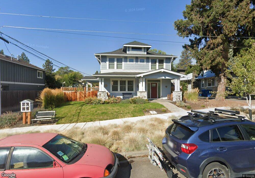 1533 NW 8th St unit 1, Bend, OR 97701 - photo 1