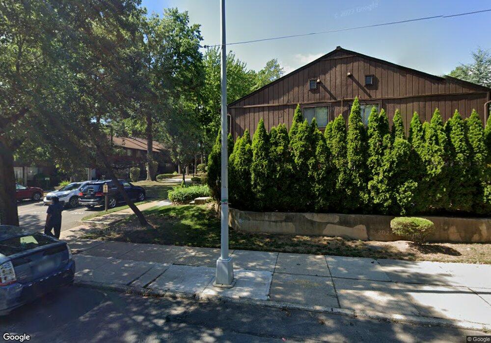 1818 Forest Hill Rd, Staten Island, NY 10314 - photo 1