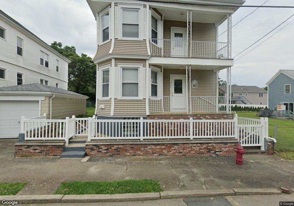 117 Stephen St, South Dartmouth, MA 02748 - photo 1