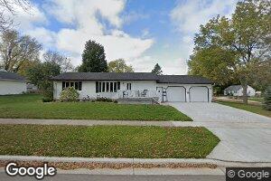 415 N West Ave, Madison, SD 57042