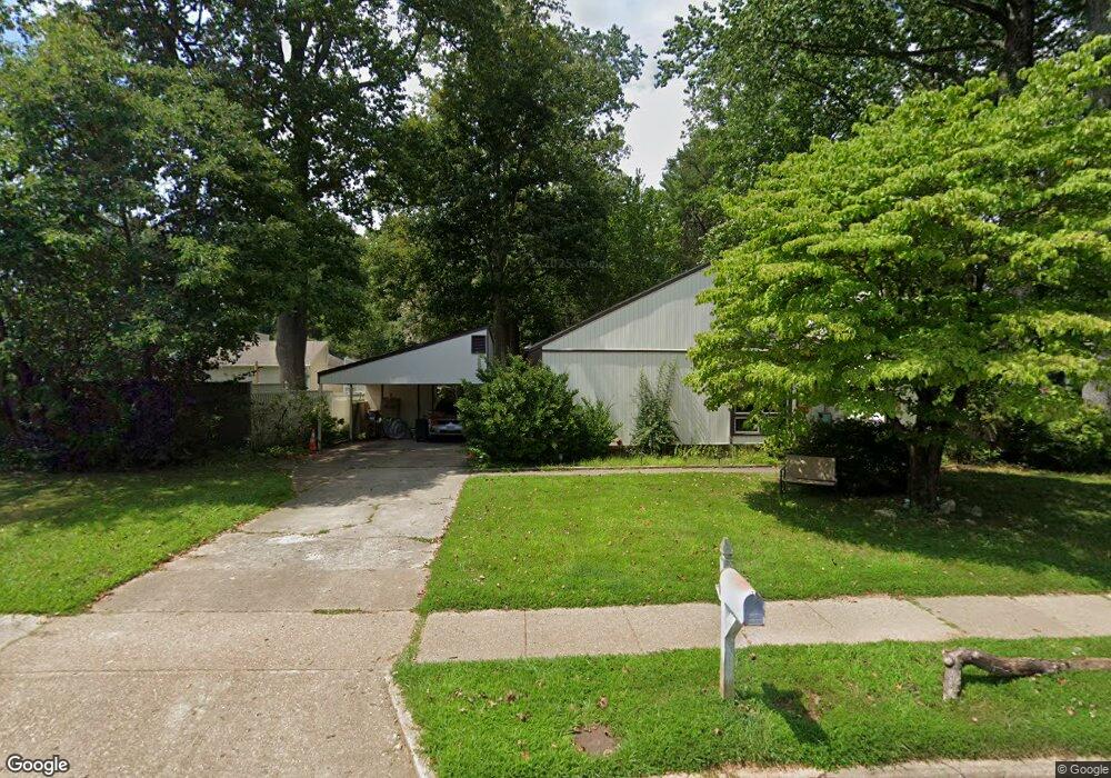 9300 Raintree Rd, Burke, VA 22015 - photo 1