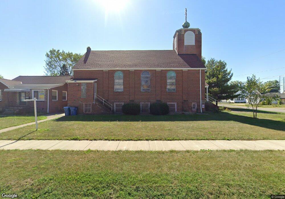 2304 E 34th St, Lorain, OH 44055 - photo 1