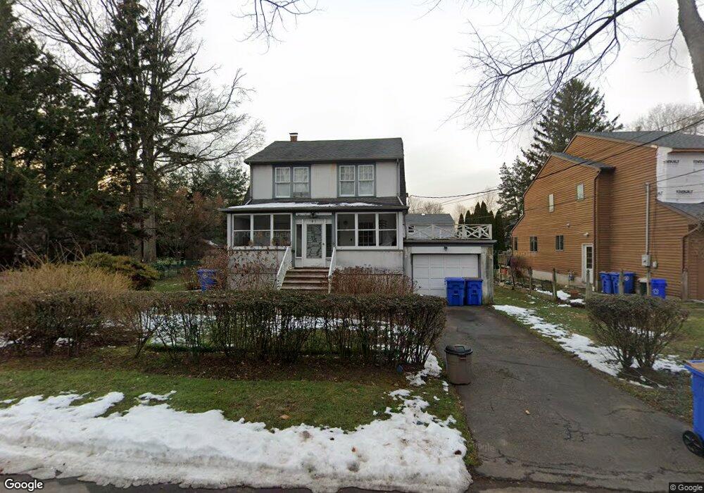 41 N Lyle Ave, Tenafly, NJ 07670 - photo 1