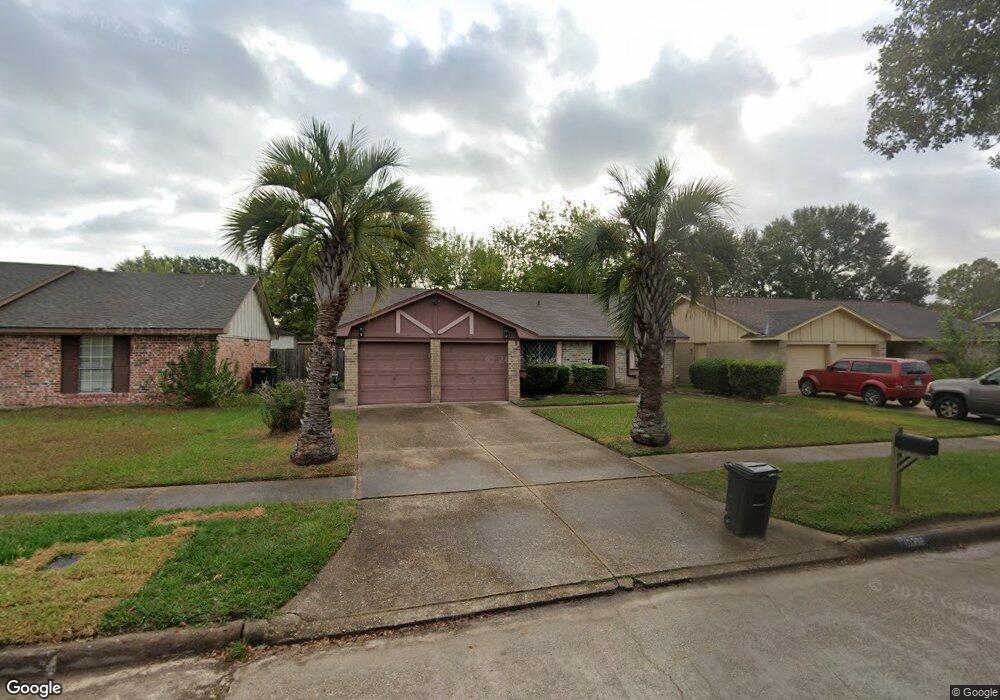 10338 Misty River Dr, Houston, TX 77086 - photo 1