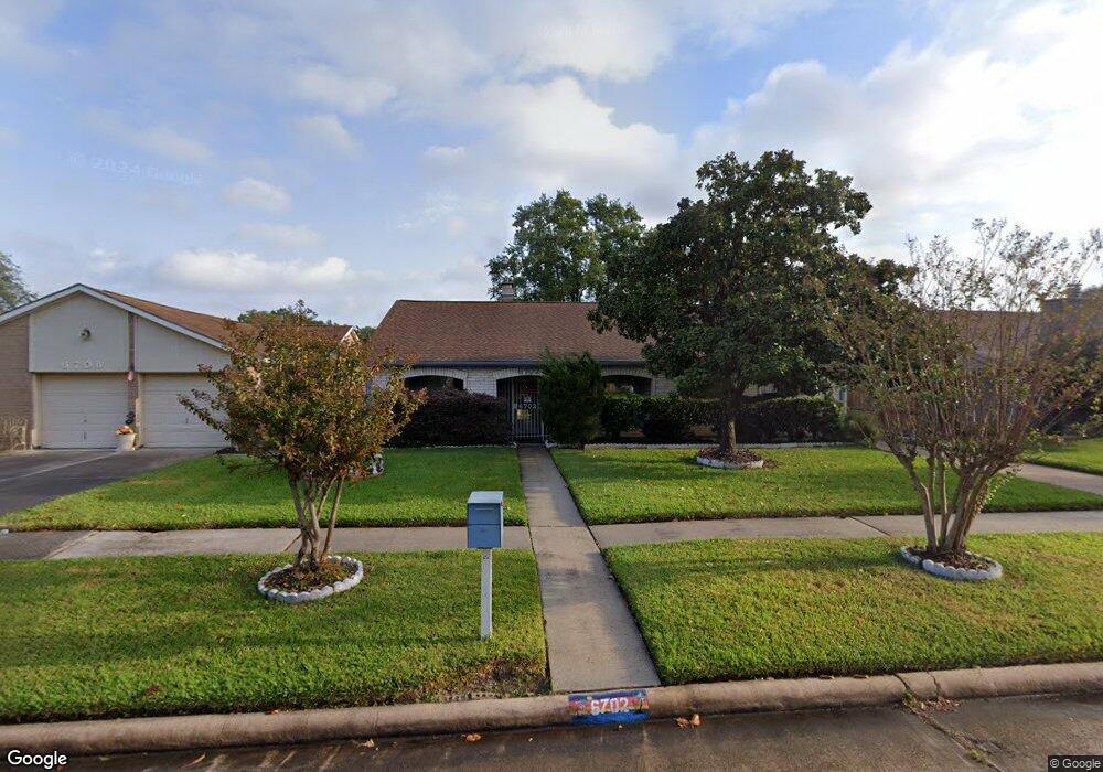 6702 Deer Ridge Ln, Houston, TX 77086 - photo 1