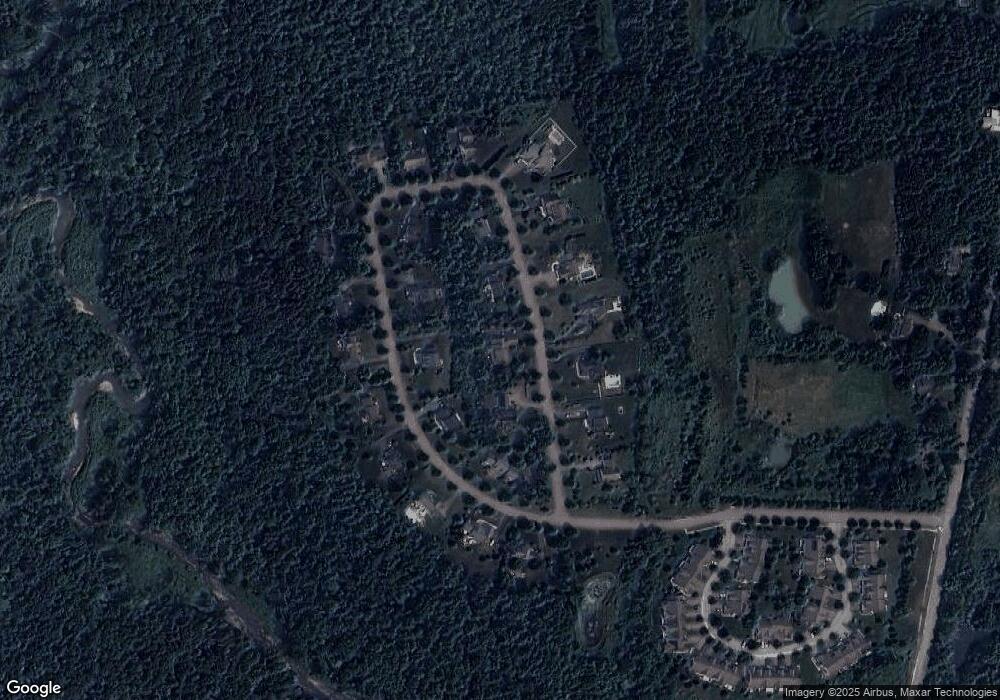 572 Sycamore St, Shelburne, VT 05482 - photo 1