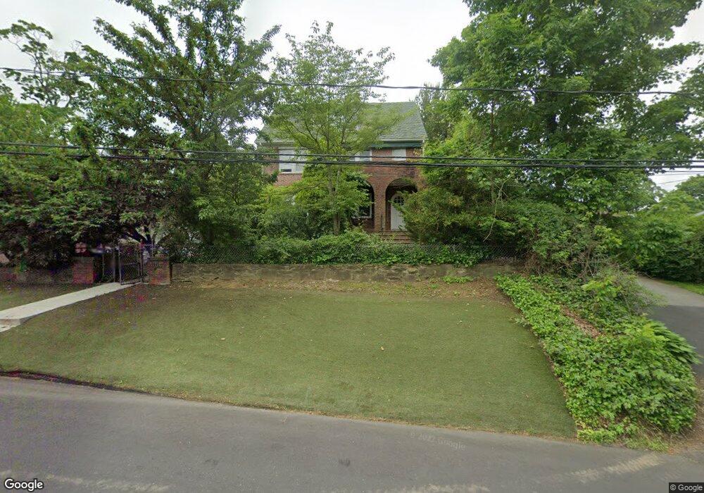 53 Moshier St, Greenwich, CT 06831 - photo 1