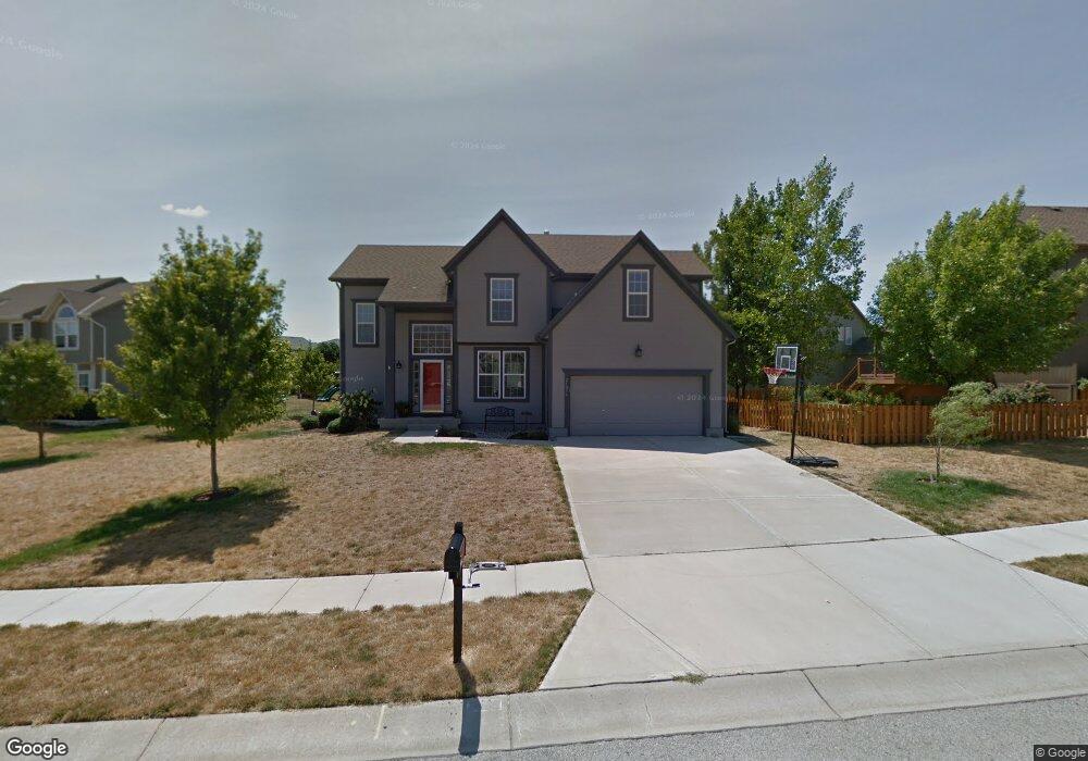 21011 W 54th St, Shawnee, KS 66218 - photo 1