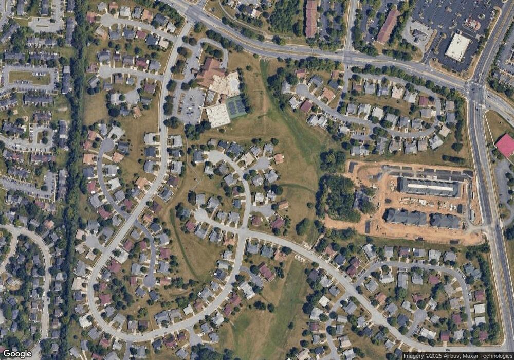 6901 Hackberry Ct, Frederick, MD 21703 - photo 1