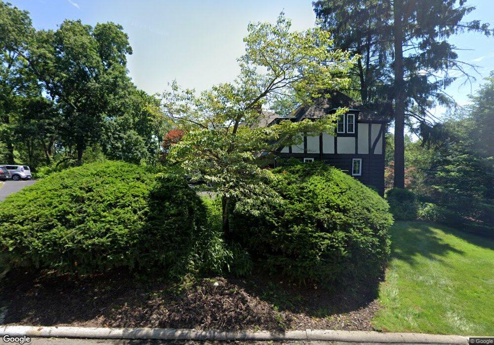 3504 Ridgewood Rd, Ottawa Hills, OH 43606 - photo 1