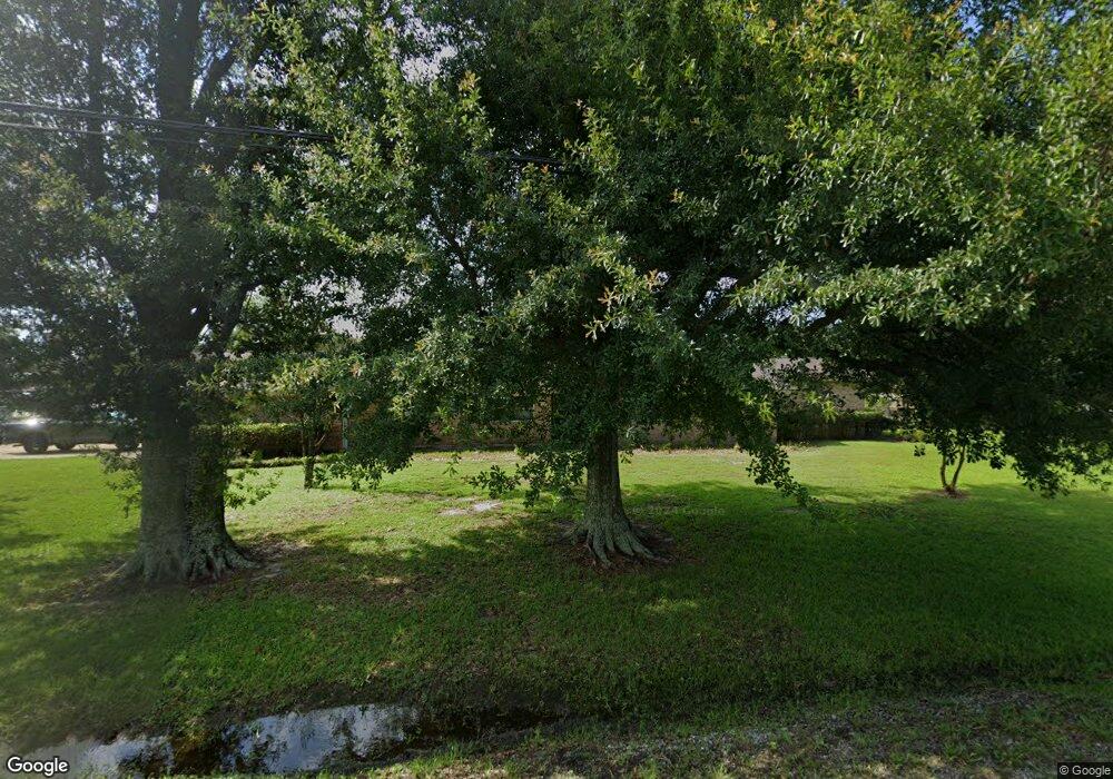 605 University Dr, Lake Charles, LA 70605 - photo 1