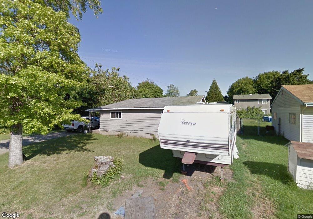 165 Laubach Ln, Grants Pass, OR 97526 - photo 1