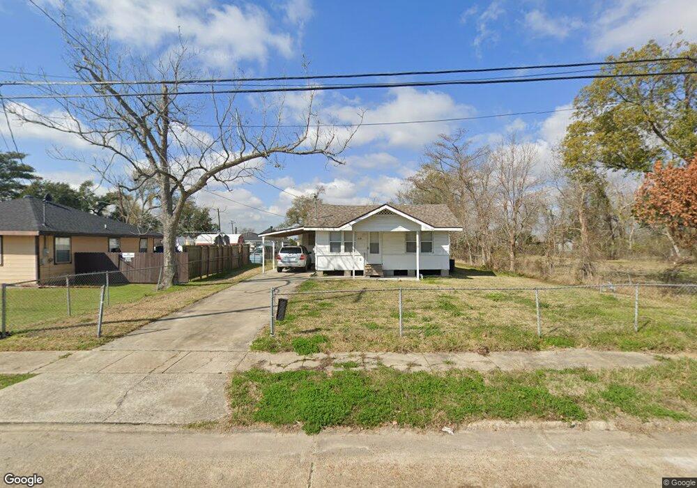 1109 N Blake St, Lake Charles, LA 70601 - photo 1