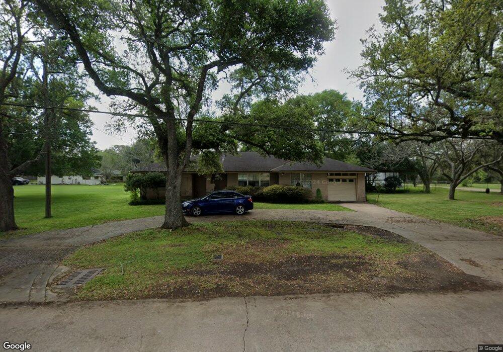 2100 Marguerite St, Bay City, TX 77414 - photo 1