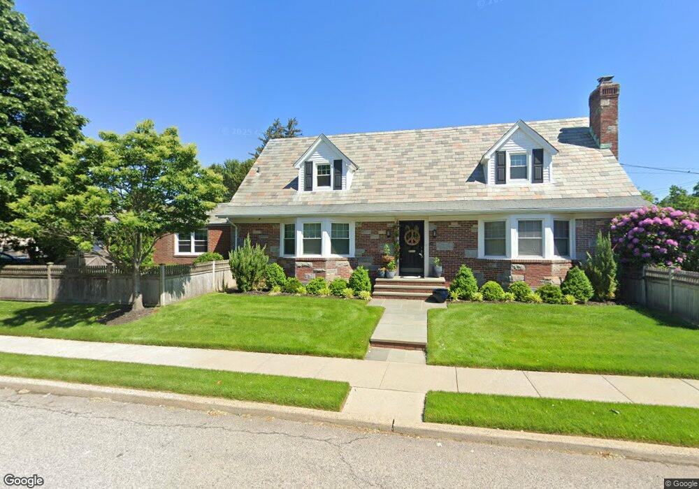 146 Avon Place, West Hempstead, NY 11552 - photo 1