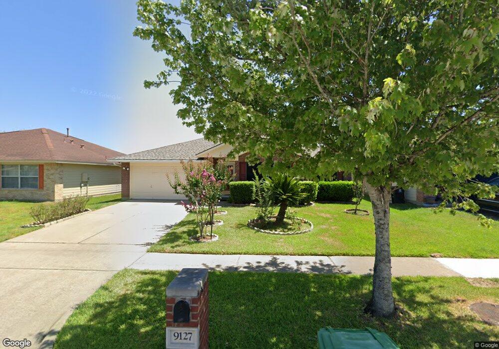9127 Garden Breeze Dr, Houston, TX 77075 - photo 1